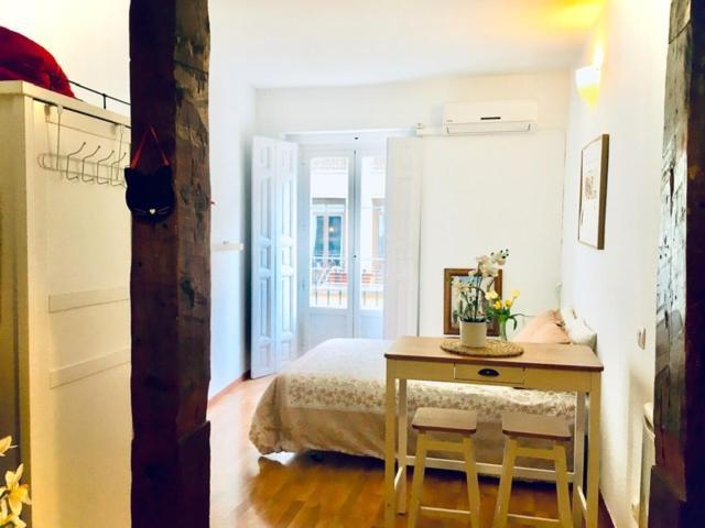 Estudio Magdalena, Pleno Centro De Madrid Buitenkant foto